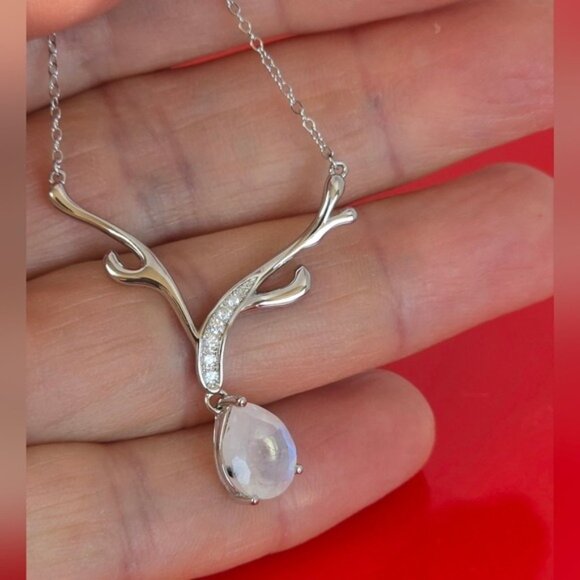 925 Sterling Silver Necklace 18" (adjustable) with Natural Moonstone Gem and Cz - Picture 5 of 6